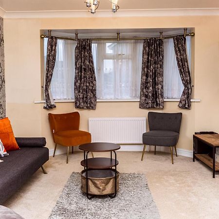 Burnham House - Labrad Homes Εξωτερικό φωτογραφία